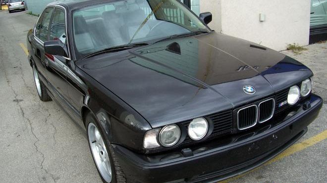 Базова автоемаль "Mipa 181 BMW Diamantschwarz" 1л (металік) [Міпа БМВ 181 Діамантшварц]